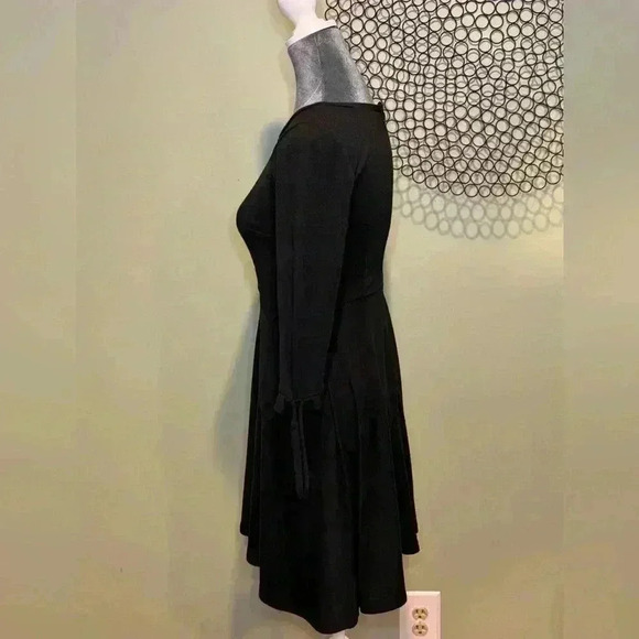 Loft - Little black long sleeve with bow accents a-line dress - Size 00P - Picture 3 of 5